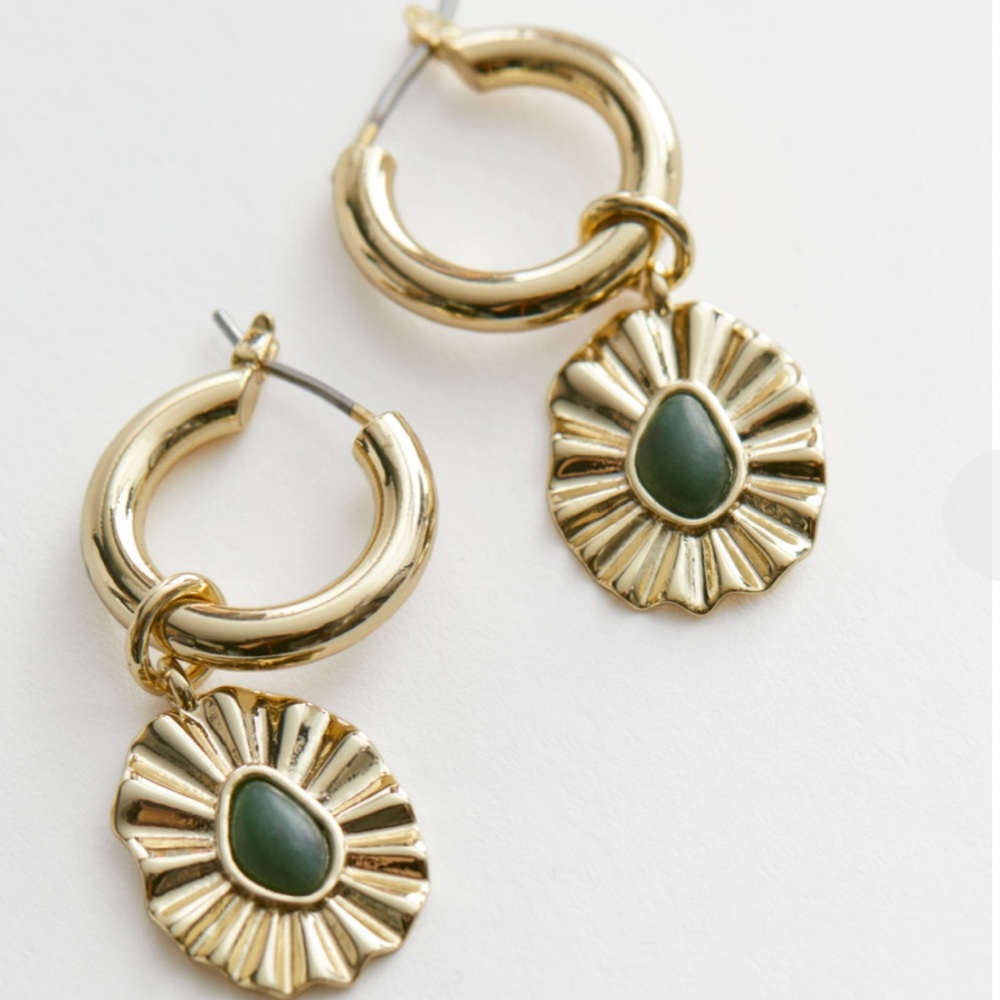 & Other Stories Embossed Stone Pendant Hoop Earrings *NWT*